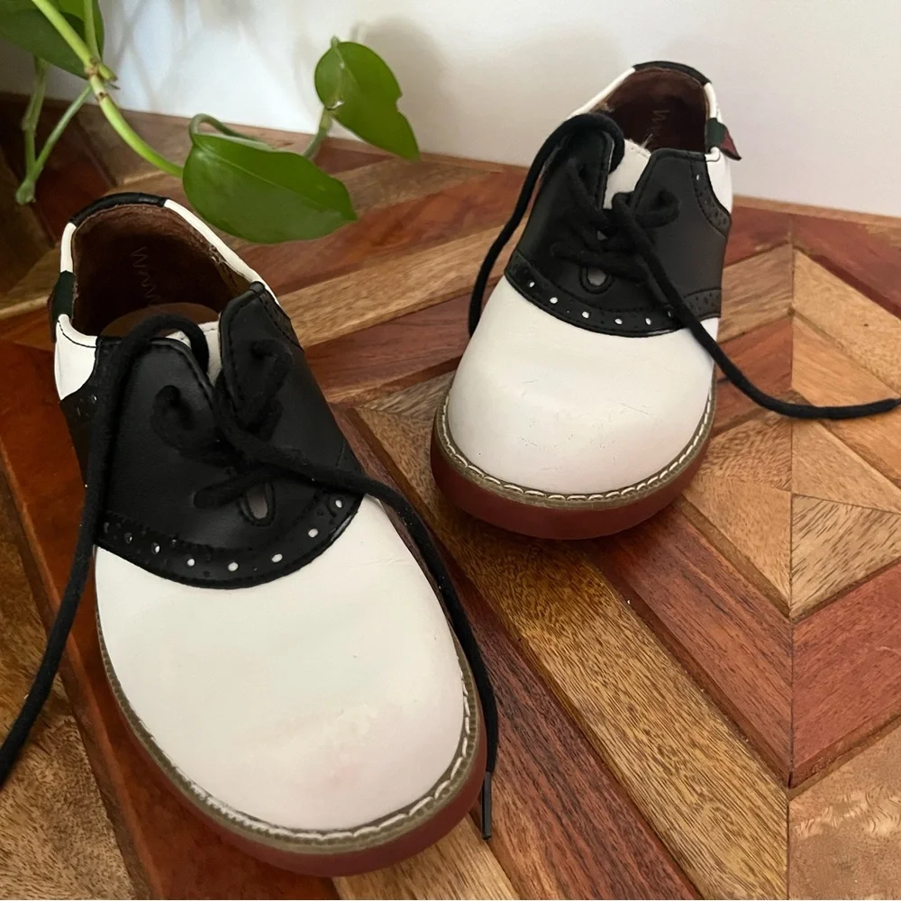 Bass Leather Oxfords